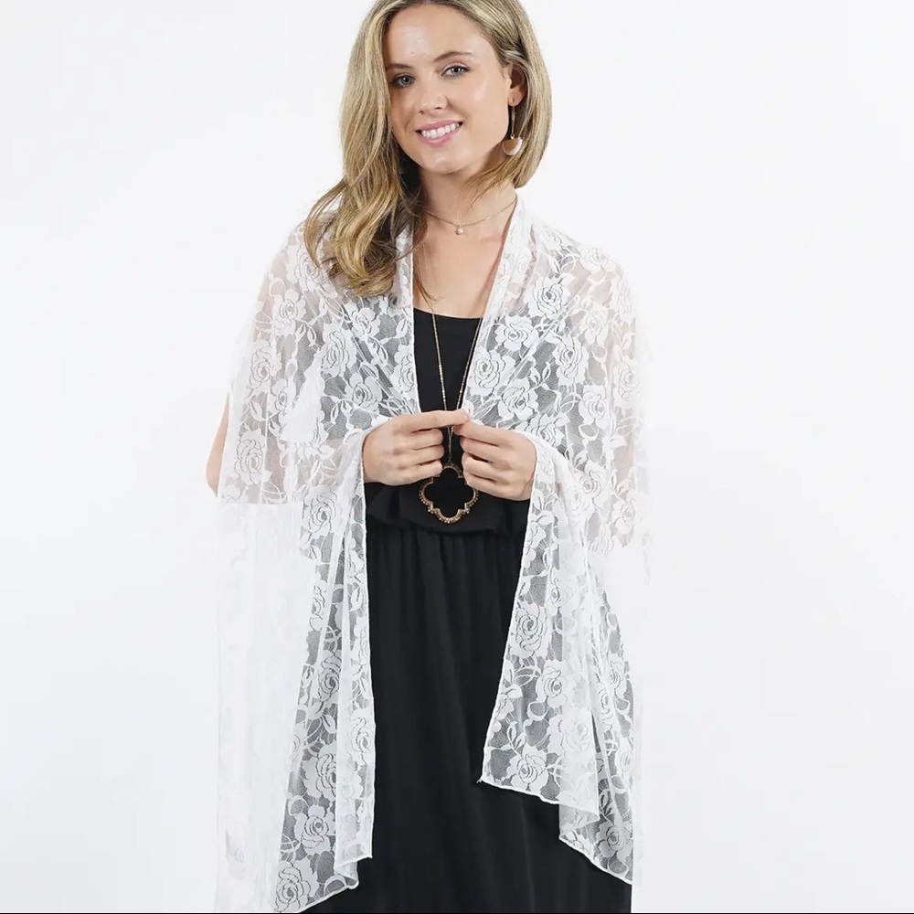 ROSE LACE SCARF
